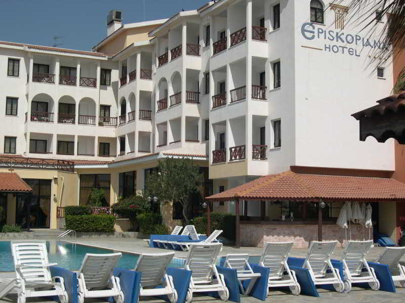 Episkopiana Hotel & Sport Resort Episkopi  Exteriör bild