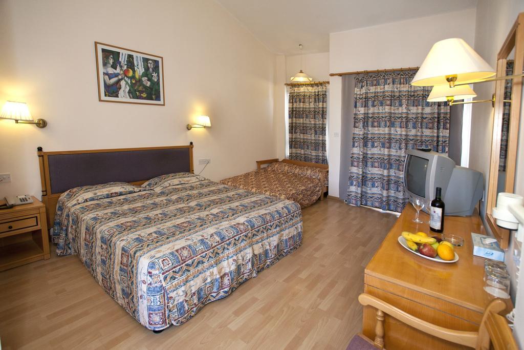 Episkopiana Hotel & Sport Resort Episkopi  Rum bild