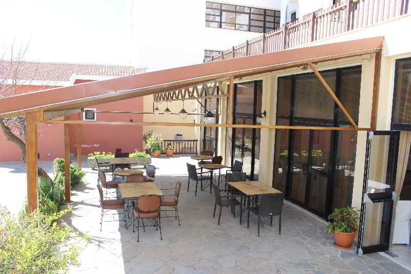 Episkopiana Hotel & Sport Resort Episkopi  Exteriör bild